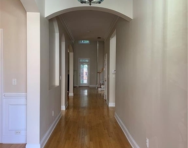 1207 Dunwoody Village Drive - Photo Thumbnail 1