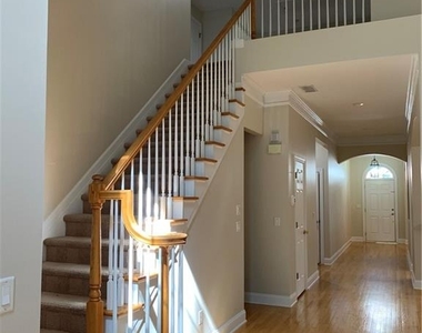 1207 Dunwoody Village Drive - Photo Thumbnail 10