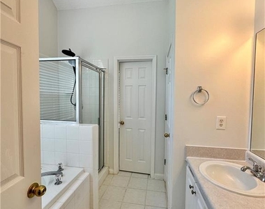 1815 Jeffery Court - Photo Thumbnail 8