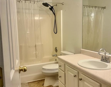 1815 Jeffery Court - Photo Thumbnail 11