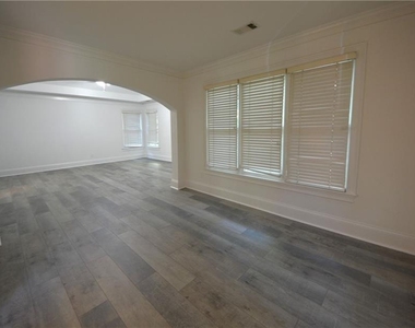 135 Brightmore Way - Photo Thumbnail 30