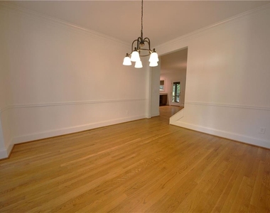 135 Brightmore Way - Photo Thumbnail 10