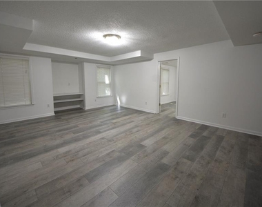 135 Brightmore Way - Photo Thumbnail 45
