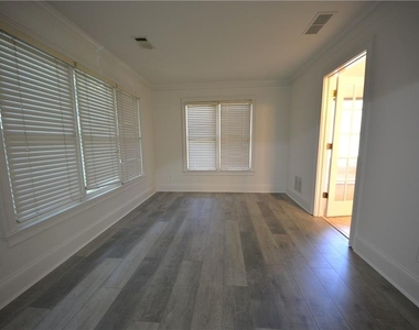 135 Brightmore Way - Photo Thumbnail 29