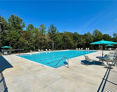 2910 Daxton Lane - Photo Thumbnail 27