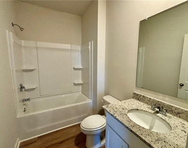 2910 Daxton Lane - Photo Thumbnail 19