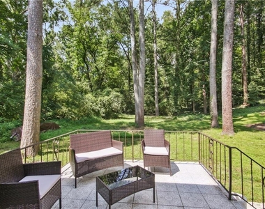 2832 Riderwood Drive - Photo Thumbnail 16