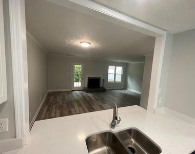 2260 Newport Landing - Photo Thumbnail 4