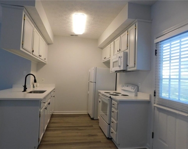 58 A Brentwood Lane - Photo Thumbnail 5