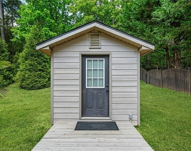 882 Nestling Drive - Photo Thumbnail 46