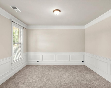 882 Nestling Drive - Photo Thumbnail 5