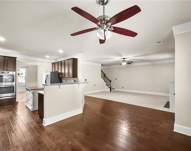 882 Nestling Drive - Photo Thumbnail 12