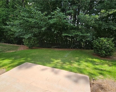3060 Kentmere Drive - Photo Thumbnail 22