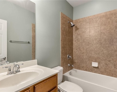 1035 E Paces Lane Ne - Photo Thumbnail 20