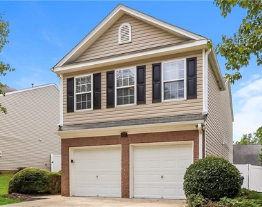 127 Silver Fox Trail - Photo Thumbnail 1