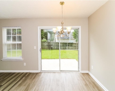 127 Silver Fox Trail - Photo Thumbnail 12