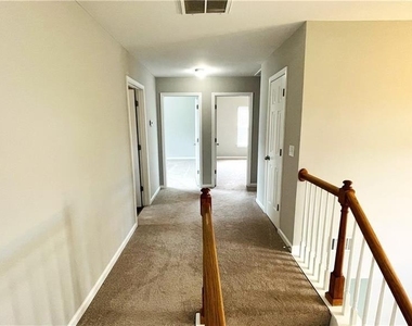 1215 Grey Rock Way - Photo Thumbnail 15