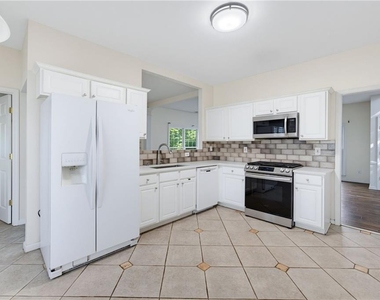 2599 Alvecot Circle Se - Photo Thumbnail 8