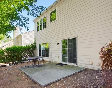 2599 Alvecot Circle Se - Photo Thumbnail 23