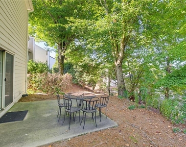 2599 Alvecot Circle Se - Photo Thumbnail 22