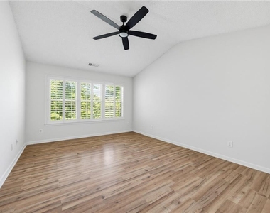 2599 Alvecot Circle Se - Photo Thumbnail 13