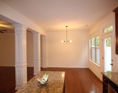 5850 Vinyard Lane - Photo Thumbnail 14