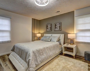 457 Castleaire Drive - Photo Thumbnail 17