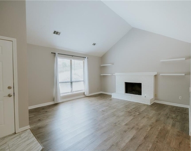 1256 Minhinette Drive - Photo Thumbnail 8