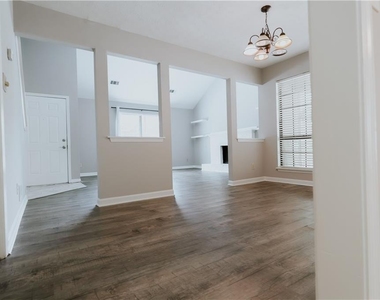 1256 Minhinette Drive - Photo Thumbnail 24