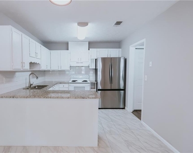1256 Minhinette Drive - Photo Thumbnail 32