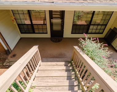 1256 Minhinette Drive - Photo Thumbnail 3