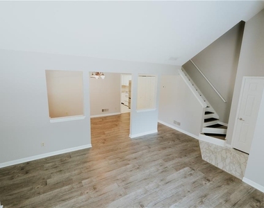 1256 Minhinette Drive - Photo Thumbnail 15