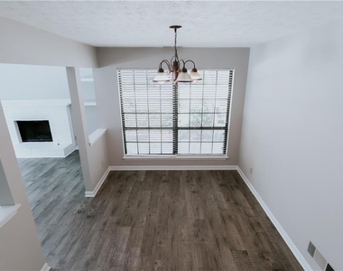 1256 Minhinette Drive - Photo Thumbnail 22