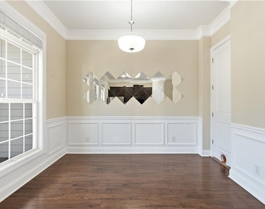 2270 Tenor Lane - Photo Thumbnail 17