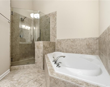 2270 Tenor Lane - Photo Thumbnail 32