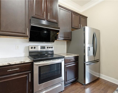 2270 Tenor Lane - Photo Thumbnail 14