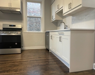 4936 W Hutchinson Street - Photo Thumbnail 26