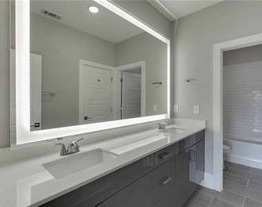 456 Parkway Drive Ne - Photo Thumbnail 21