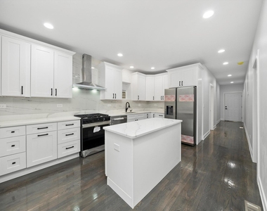1010 S Mason Avenue - Photo Thumbnail 7