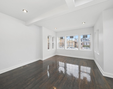 1010 S Mason Avenue - Photo Thumbnail 4