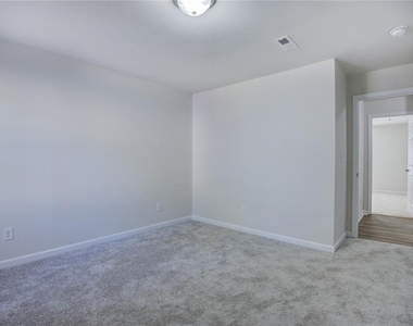 2340 Beaver Ruin Road - Photo Thumbnail 28