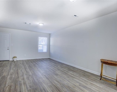 2340 Beaver Ruin Road - Photo Thumbnail 8