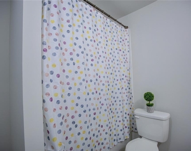 2340 Beaver Ruin Road - Photo Thumbnail 32