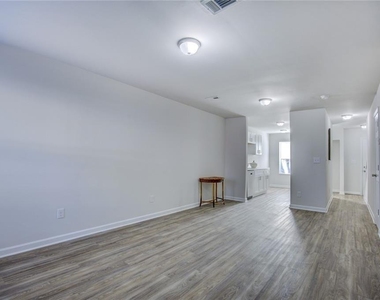2340 Beaver Ruin Road - Photo Thumbnail 13