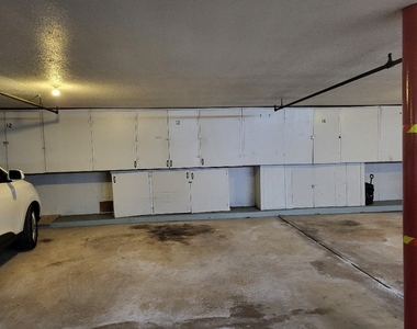 7510 Farmingdale Drive - Photo Thumbnail 36