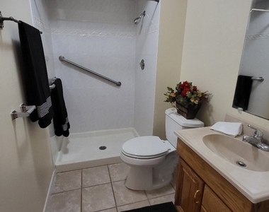 7510 Farmingdale Drive - Photo Thumbnail 27