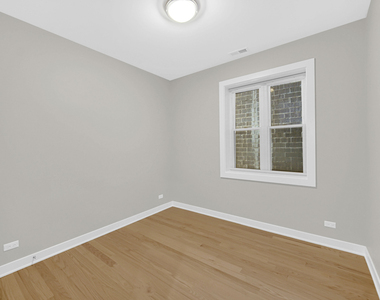 3225 S Halsted Street - Photo Thumbnail 14