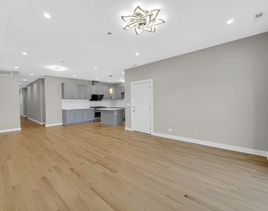 3225 S Halsted Street - Photo Thumbnail 7