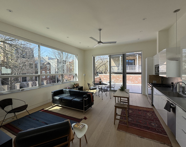 2159 W Evergreen Avenue - Photo Thumbnail 11