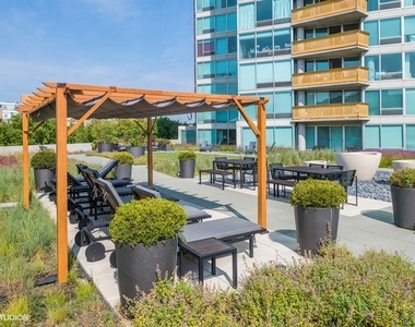1720 Maple Avenue - Photo Thumbnail 22